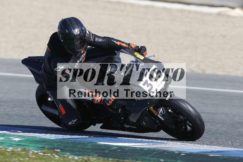 /Archiv-2024/02 29.01.-02.02.2024 Moto Center Thun Jerez/Gruppe gruen-green/315